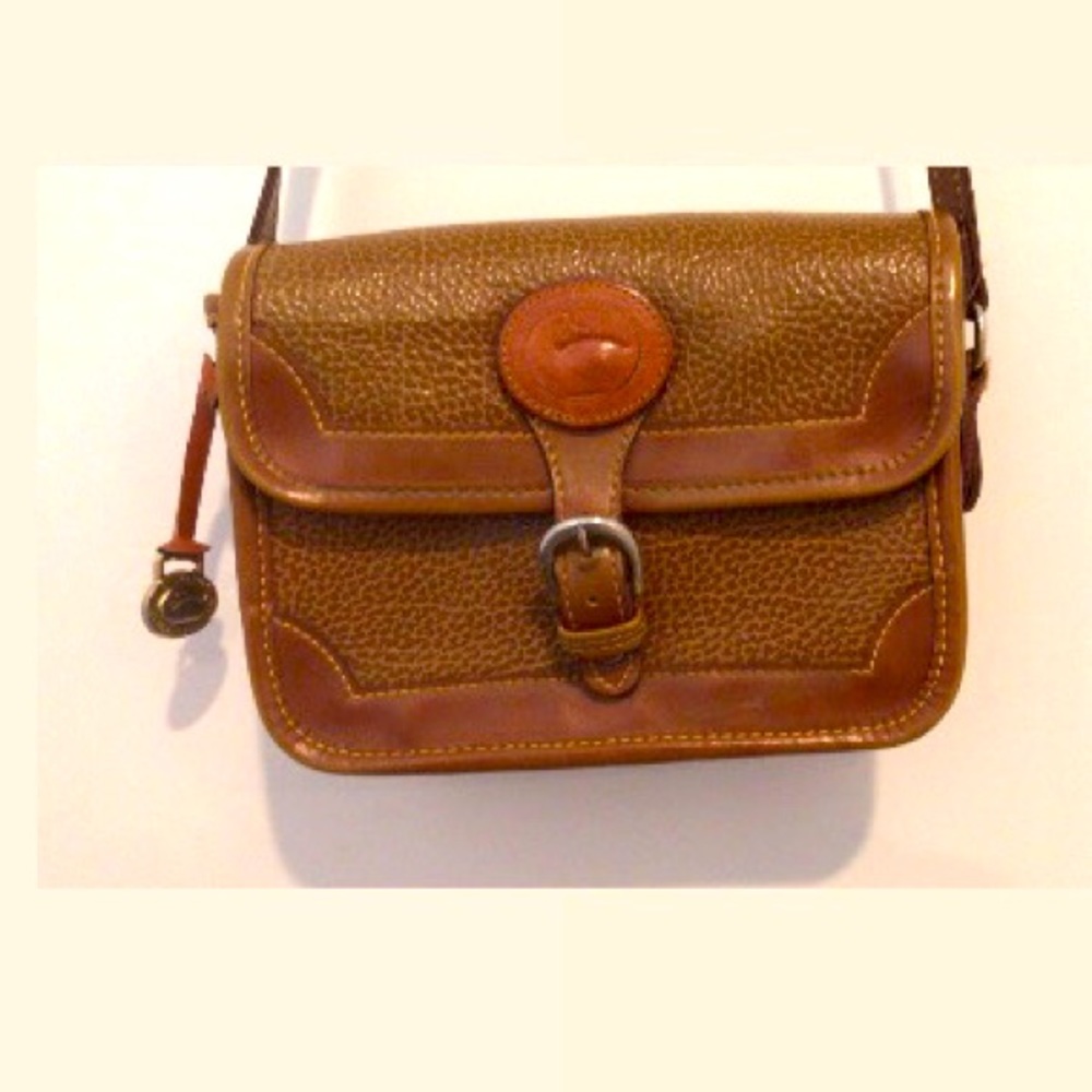 Vintage Dooney Bourke  cross body